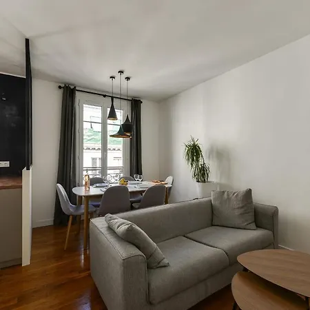 Apartment Modern Flat In Montmartre By Guestready
